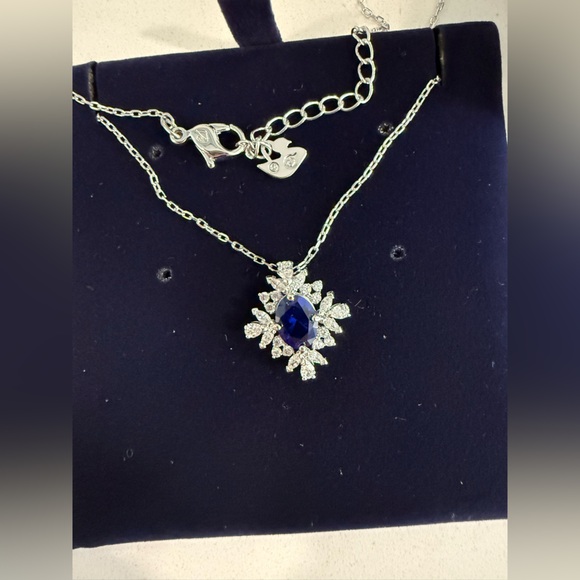 Swarovski Blue and Silver Crystal Necklace NWT - Picture 3 of 4